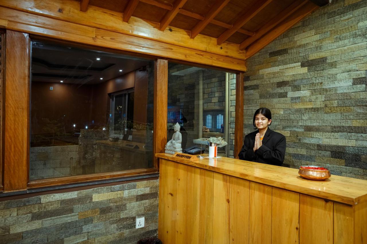 Paradise Boutique Hotel Pokhara Extérieur photo