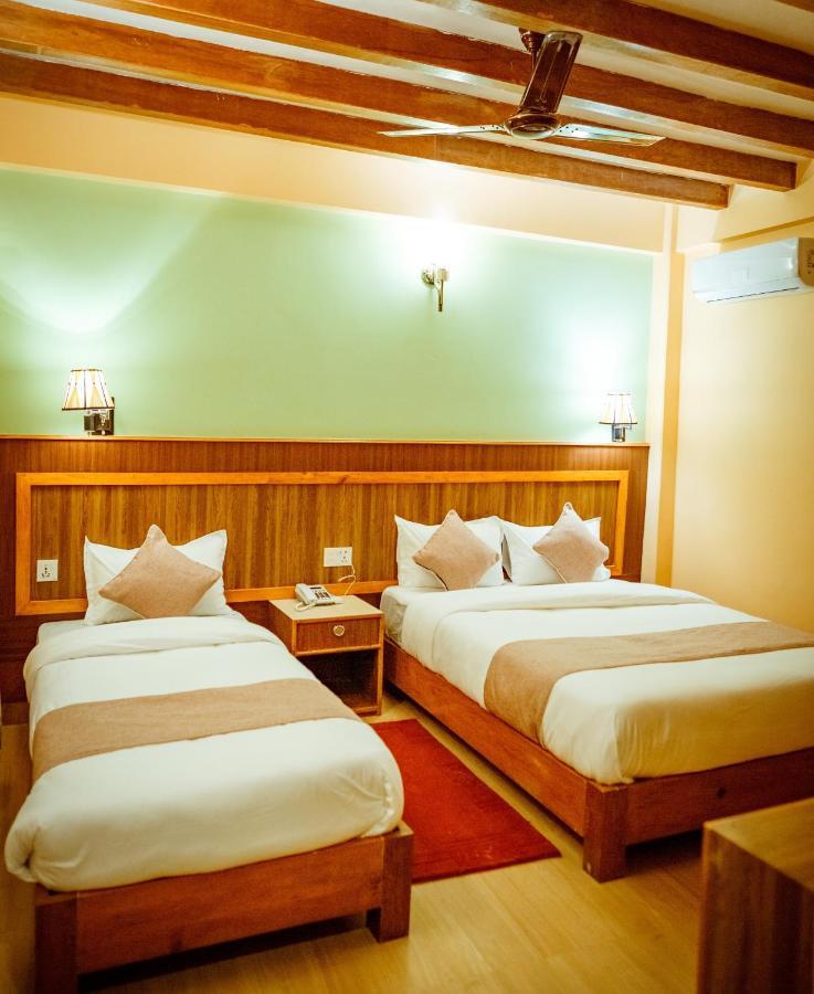 Paradise Boutique Hotel Pokhara Extérieur photo