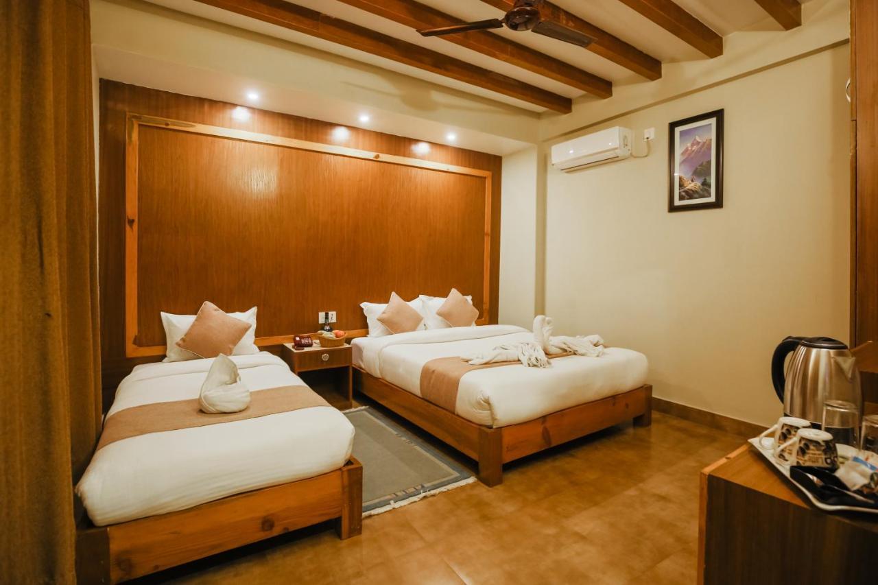 Paradise Boutique Hotel Pokhara Extérieur photo