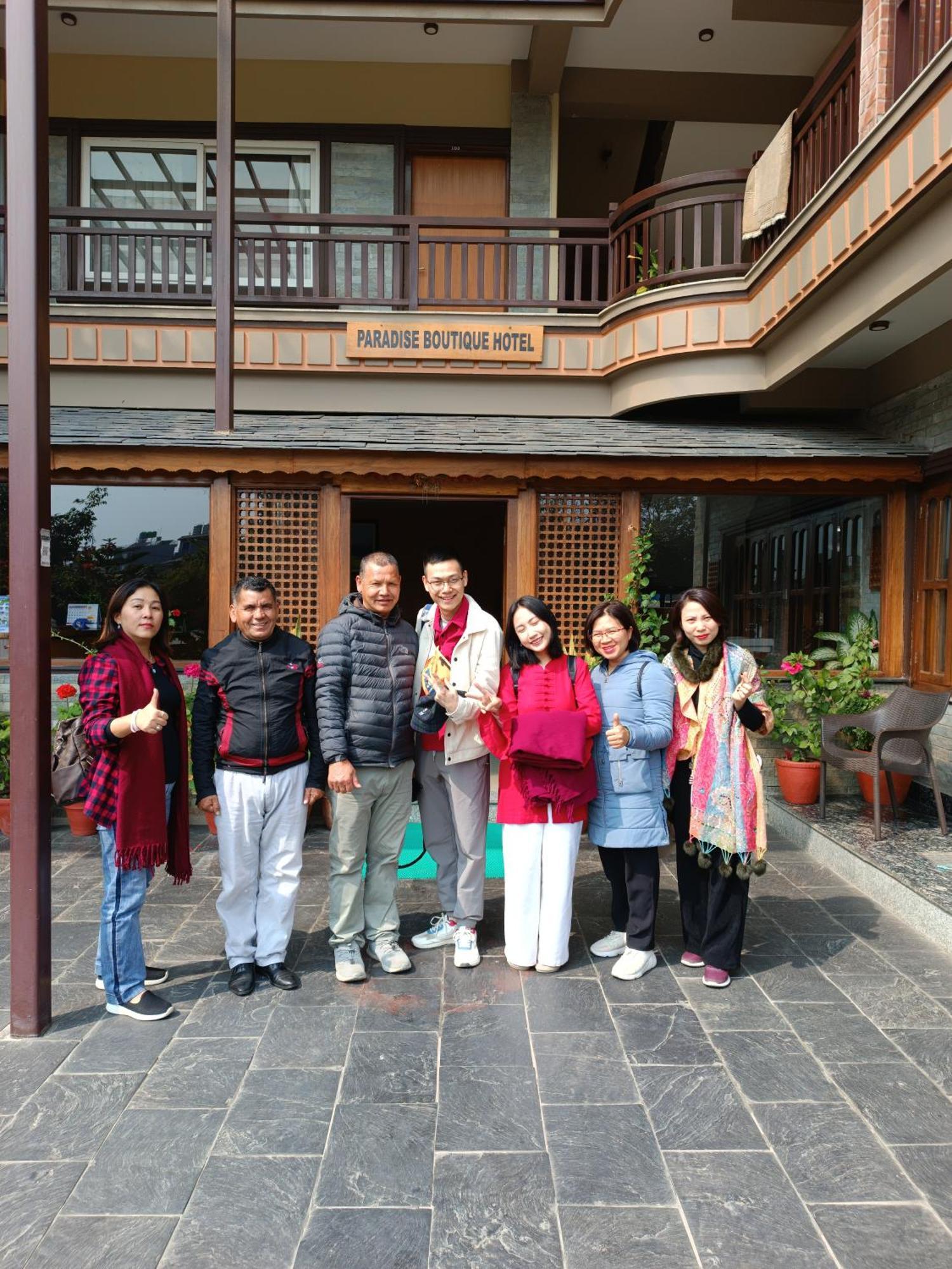 Paradise Boutique Hotel Pokhara Extérieur photo