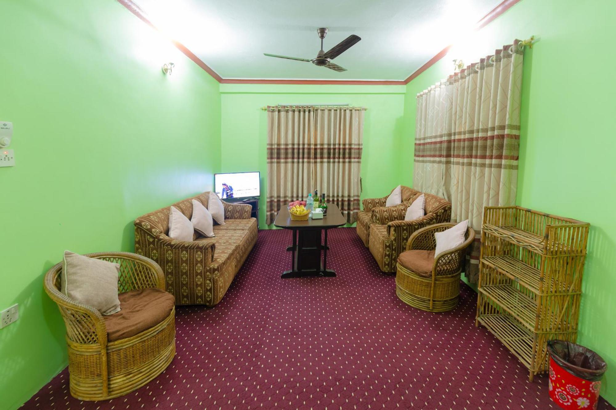 Paradise Boutique Hotel Pokhara Extérieur photo